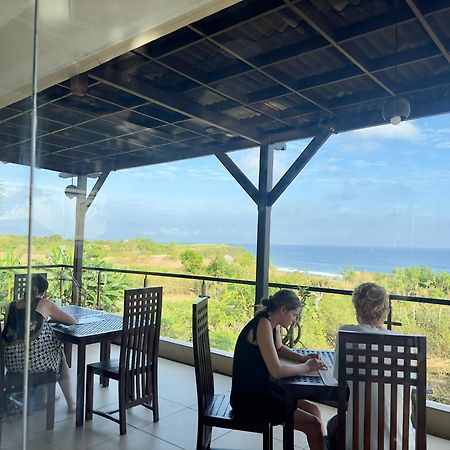Balangan Surf Resort Jimbaran Екстериор снимка