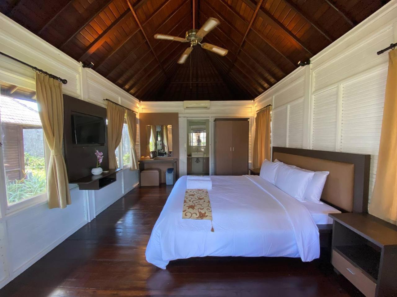 Balangan Surf Resort Jimbaran Екстериор снимка